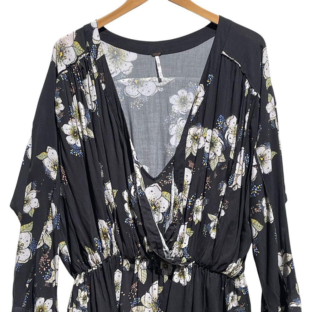 FREE PEOPLE Women’s Tuscan Dreams Soft Black Floral Draped Front Tunic - Picture 3 of 5